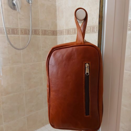 Genuine leather men toiletry bag.